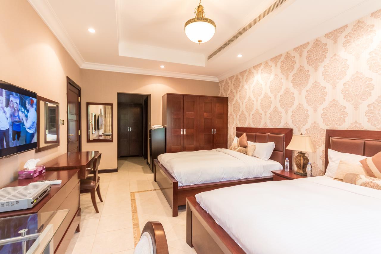 Yanjoon Holiday Homes - Palm Jumeirah Frond A Villas Dubai Ngoại thất bức ảnh