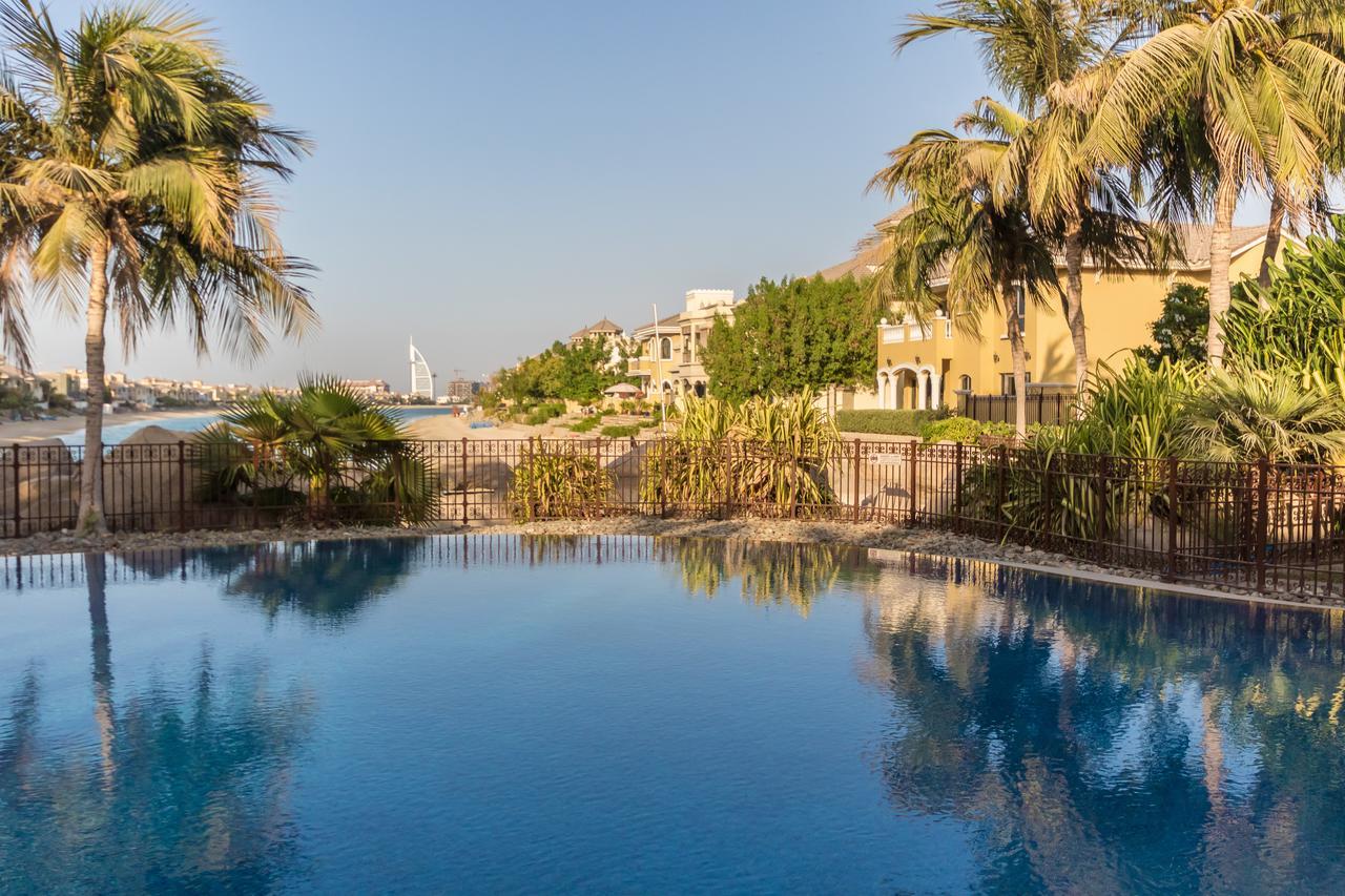 Yanjoon Holiday Homes - Palm Jumeirah Frond A Villas Dubai Ngoại thất bức ảnh