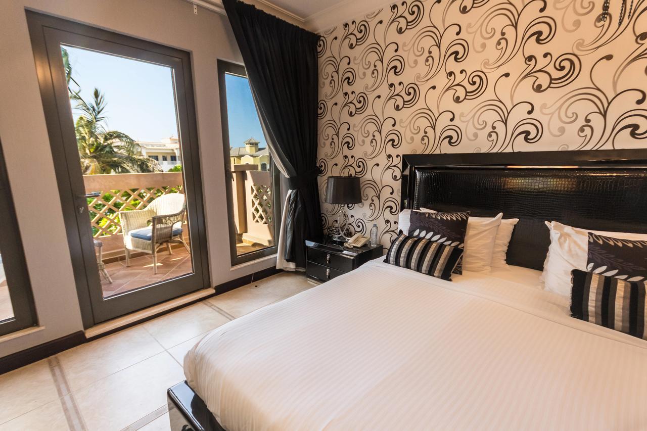 Yanjoon Holiday Homes - Palm Jumeirah Frond A Villas Dubai Ngoại thất bức ảnh