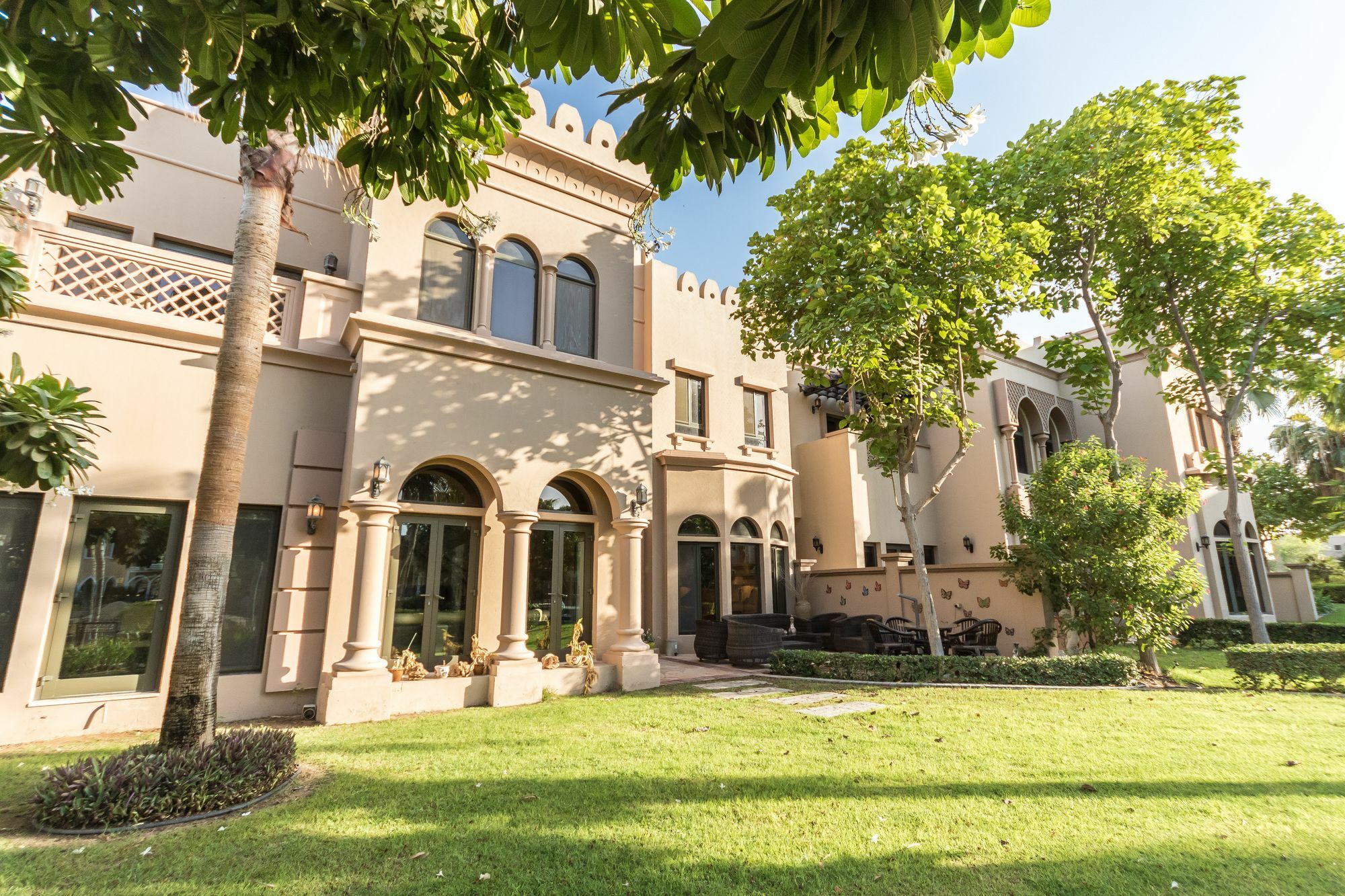 Yanjoon Holiday Homes - Palm Jumeirah Frond A Villas Dubai Ngoại thất bức ảnh